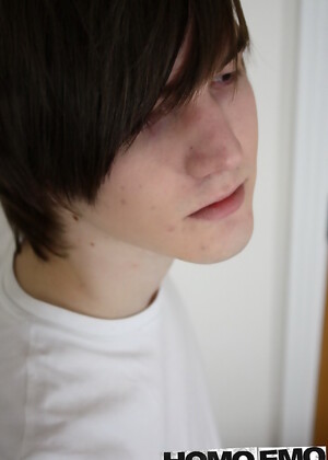 Cute Welsh Emo Brook Jerks his 8" cock