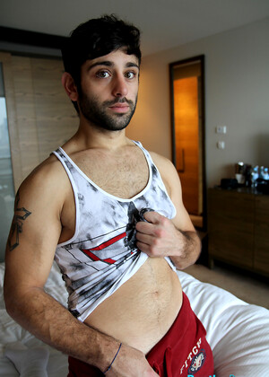 Straight mate Adam El Shawar's horny shoot with Ben