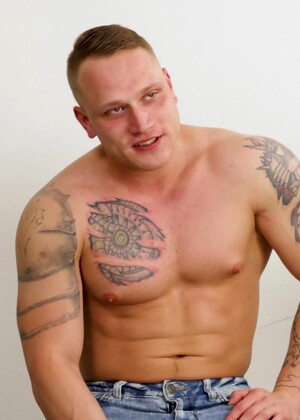 Maximus Kelly Just Wants To Do Porn!