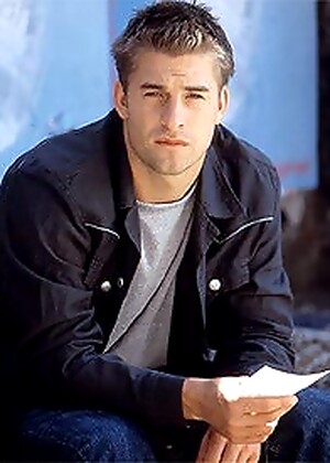 Scott Speedman photos