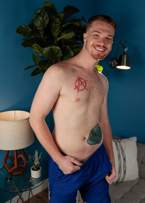 Gay cuties Dacotah Red & Beau Butler pound each other's assholes on the sofa