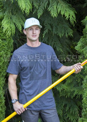 Nudist Arborist Brent is Back! Slaps Boner x14, Shows Gaping Hairy Hole!