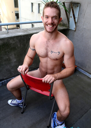 My muscly Aussie mate Skippy Baxter