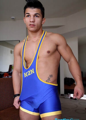 Big Muscles in Lycra - John Pavel