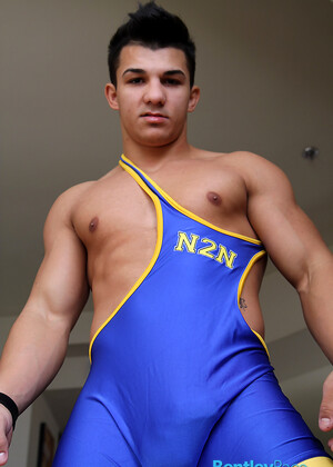 Big Muscles in Lycra - John Pavel
