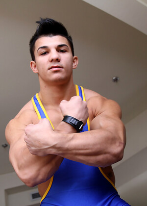 Big Muscles in Lycra - John Pavel