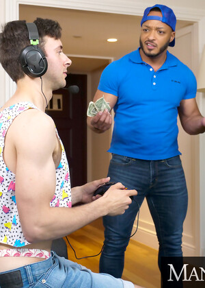 Hungry, Broke Gaymer