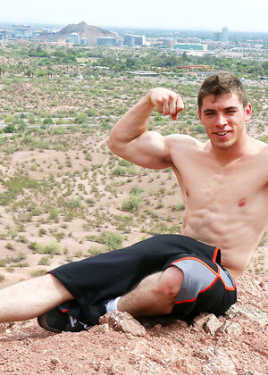 Rugged Climber Jock Joel Wentz