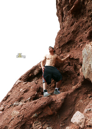 Rugged Climber Jock Joel Wentz