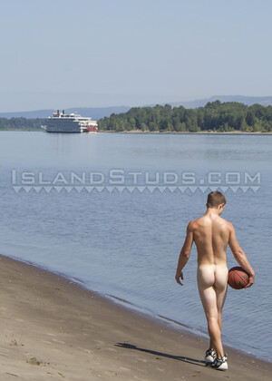 Bubble Butt Grant is Back! Tall Muscle Twink Skinny Dips, Pees, Opens Hole x2 and Busts a Big Load Only Here!
